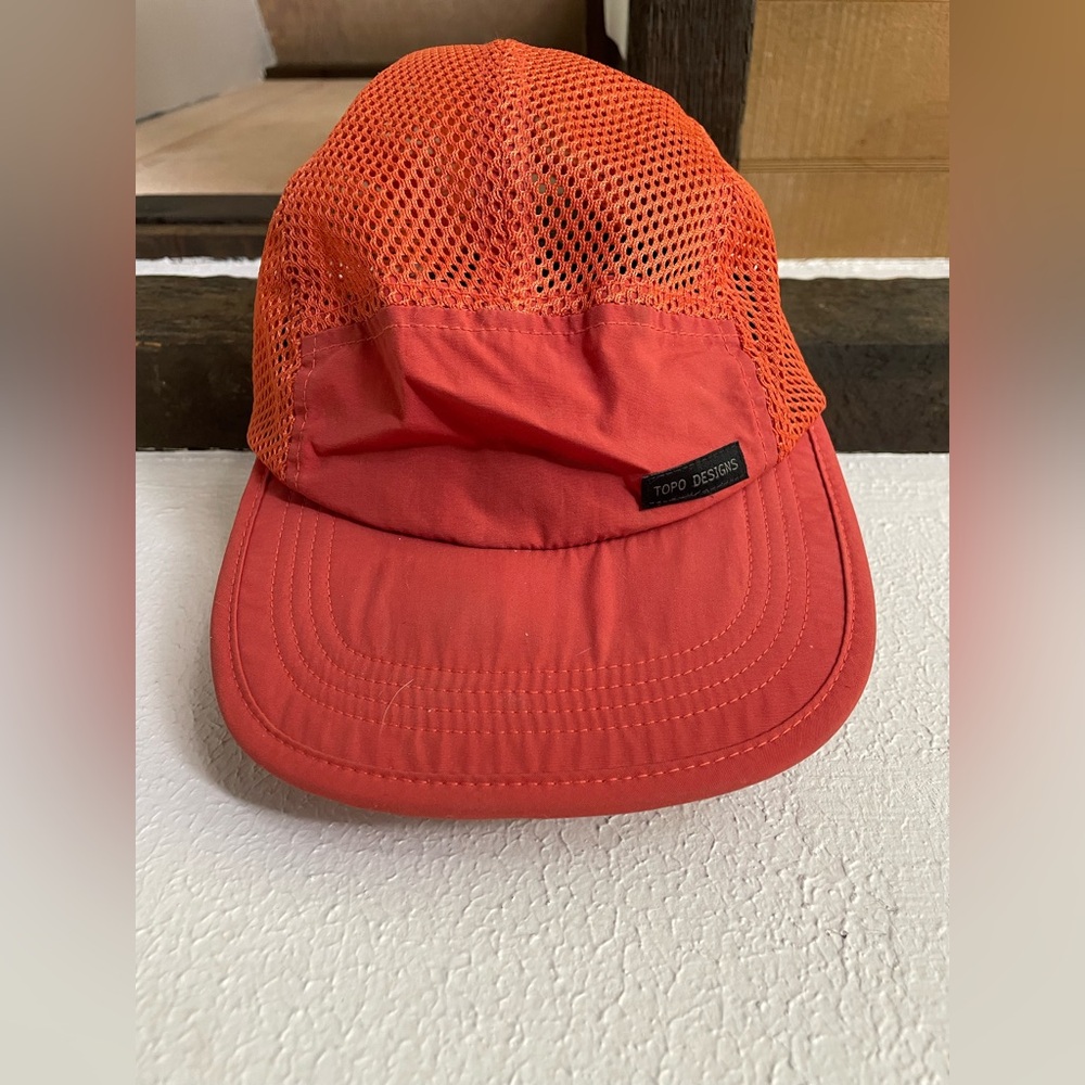 Topo desgins global hat